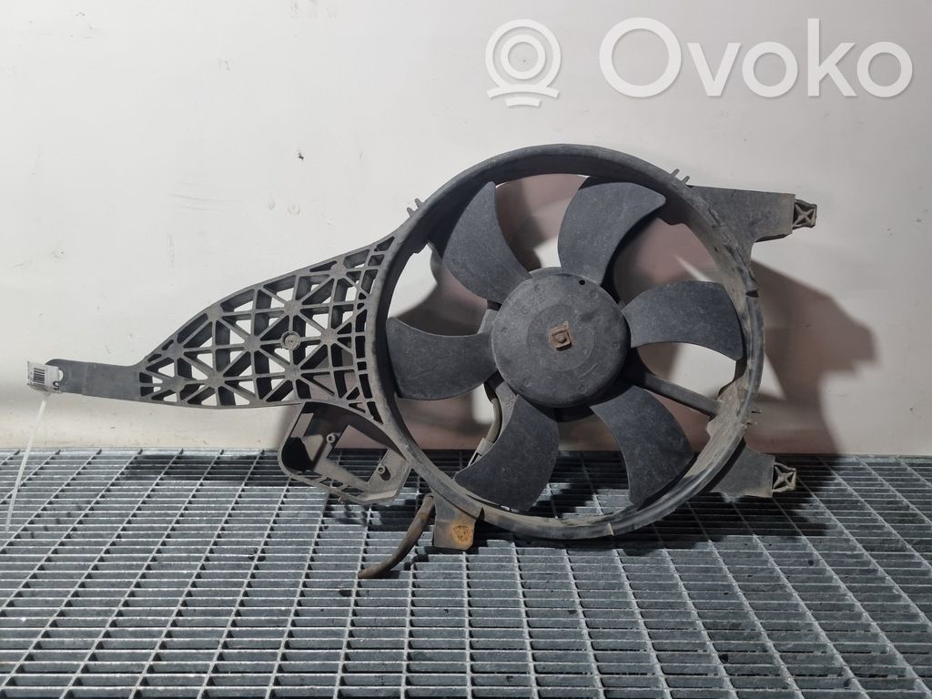 Nissan Navara D40 Ventilator electric răcire radiator