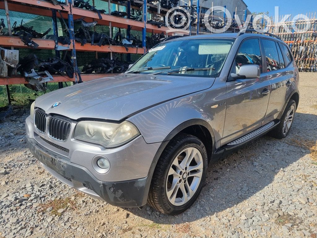 BMW X3 E83 Luna de la puerta delantera cuatro puertas