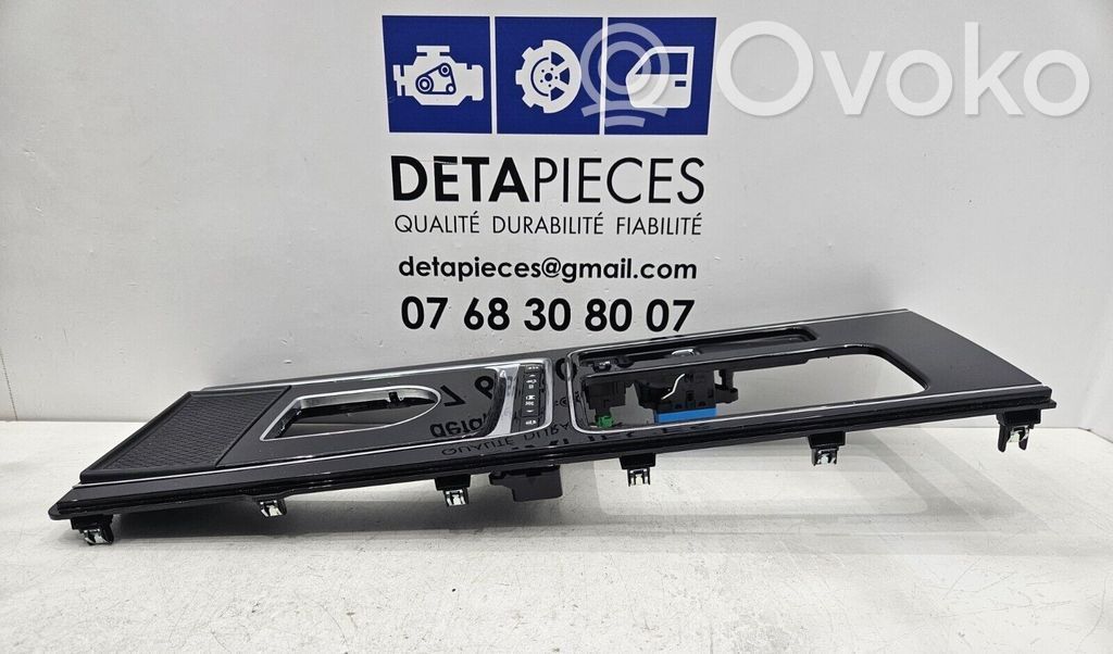 Jaguar XE Tunel środkowy 