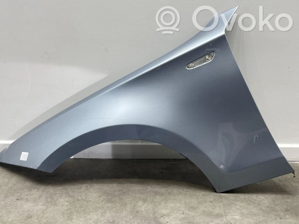 BMW 1 E81 E87 Крыло 
