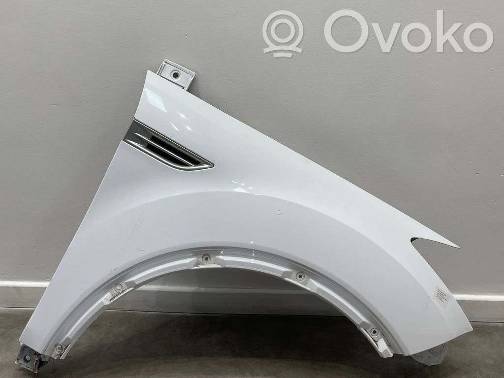 Ford Kuga I Fender 