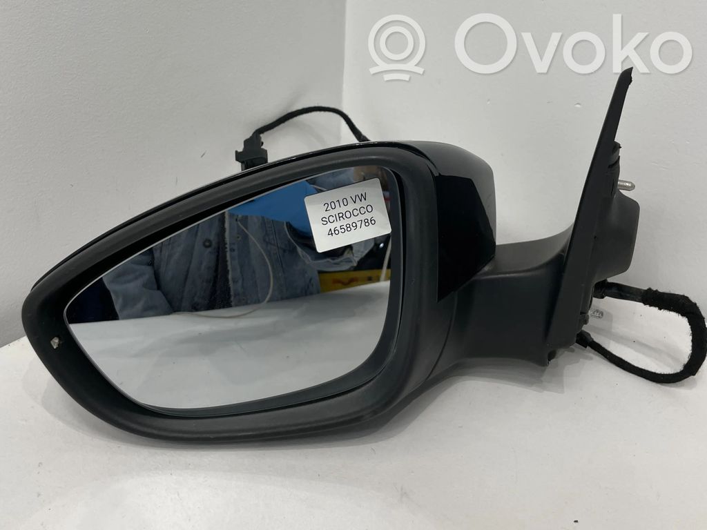 Volkswagen Scirocco Front door electric wing mirror 