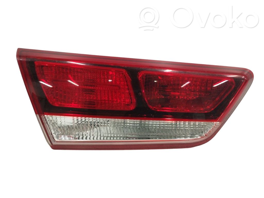 Etuajovalon polttimo   92403D4