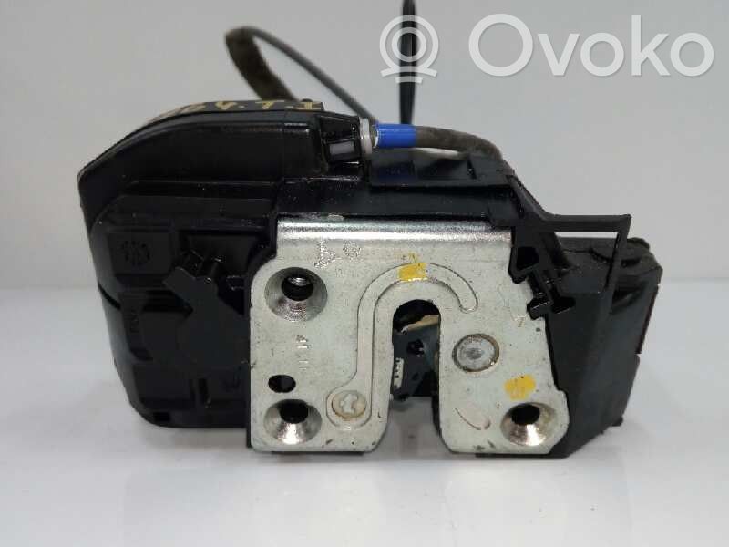 Cerradura de puerta trasera   825019U10E