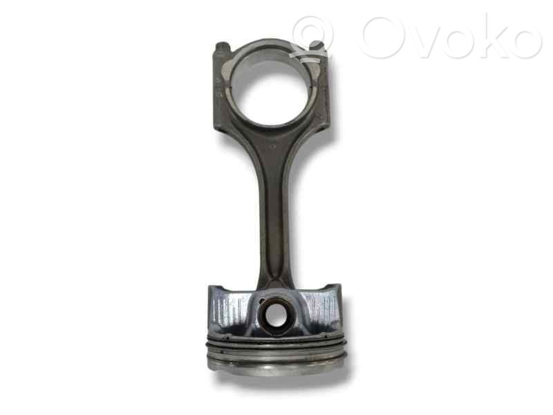Volvo XC40 Connecting rod/conrod 