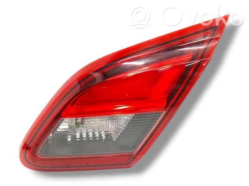 Opel Corsa E Takaluukun takavalot 
