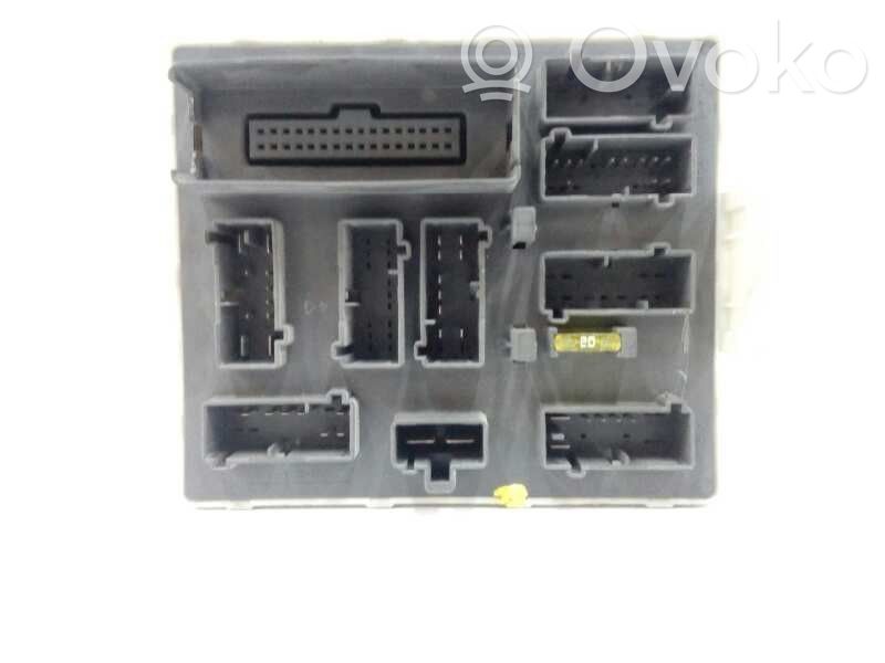 Unidad de control del BSM   7T1T14A073BB