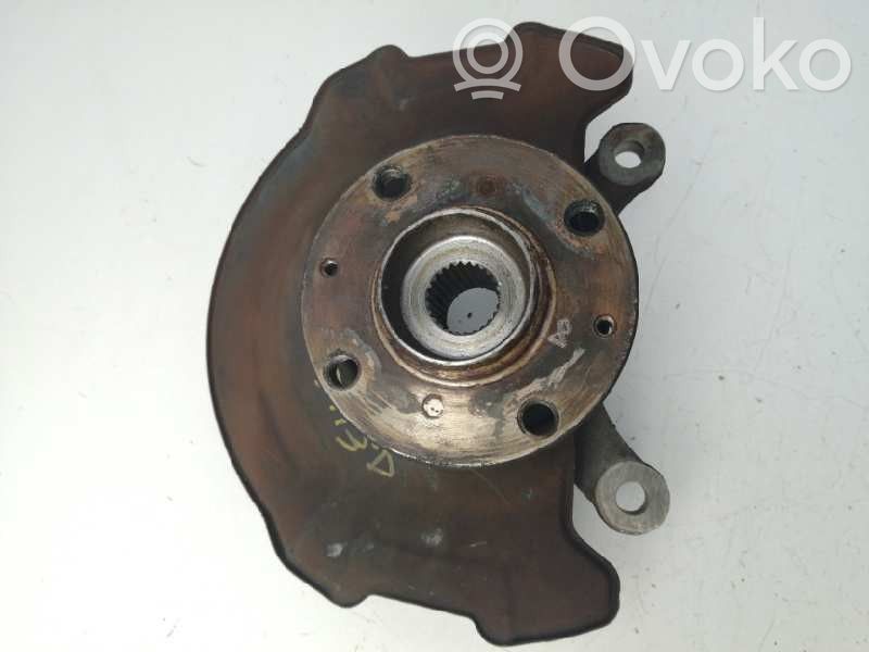 Suzuki Swift I Achsschenkel vorne 
