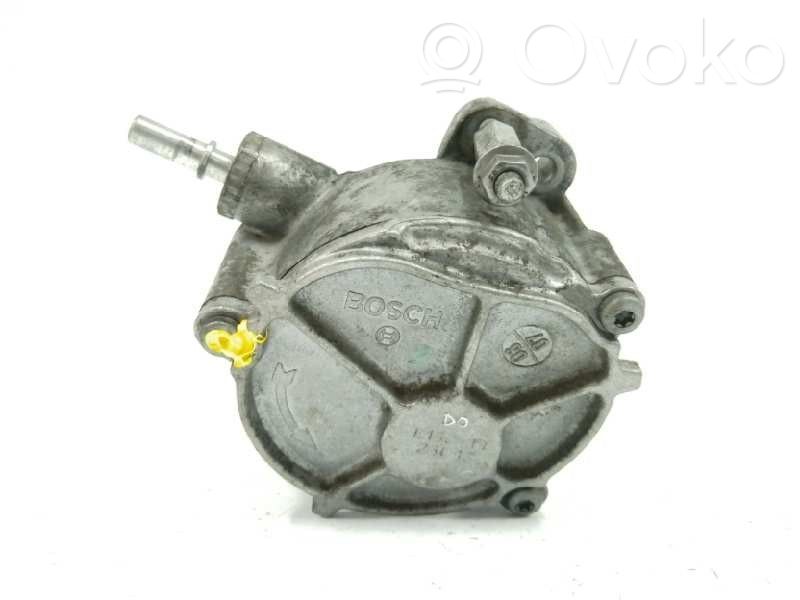 Vacuum pump   D1651B