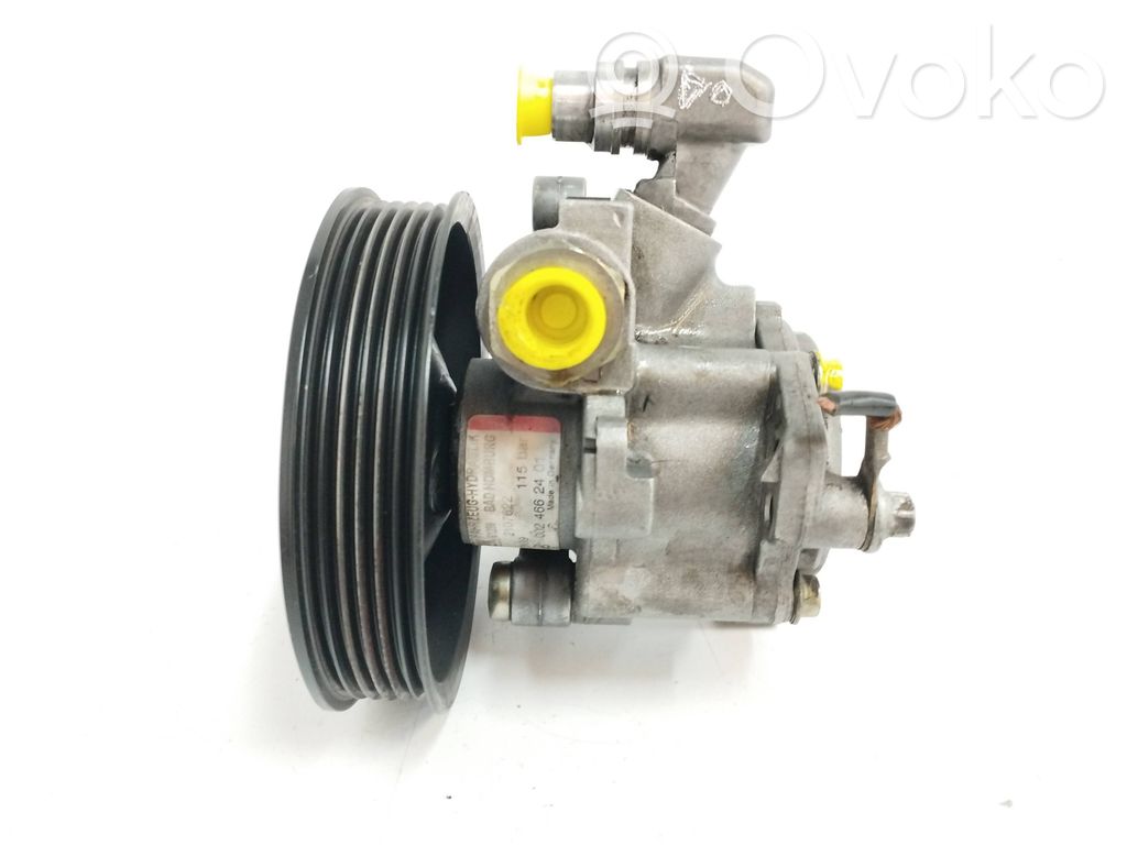 Mercedes-Benz E W210 Power steering pump 