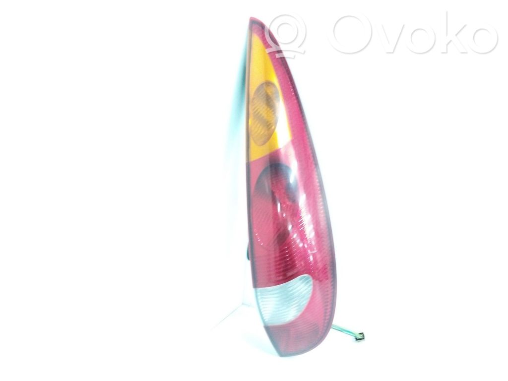 Nissan Almera N16 Rear/tail lights 