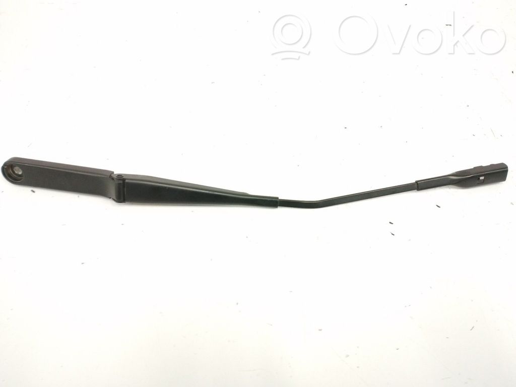 Brazo del limpiaparabrisas delantero   8X1955407