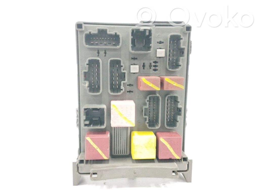 Unidad de control del BSM   8200447435