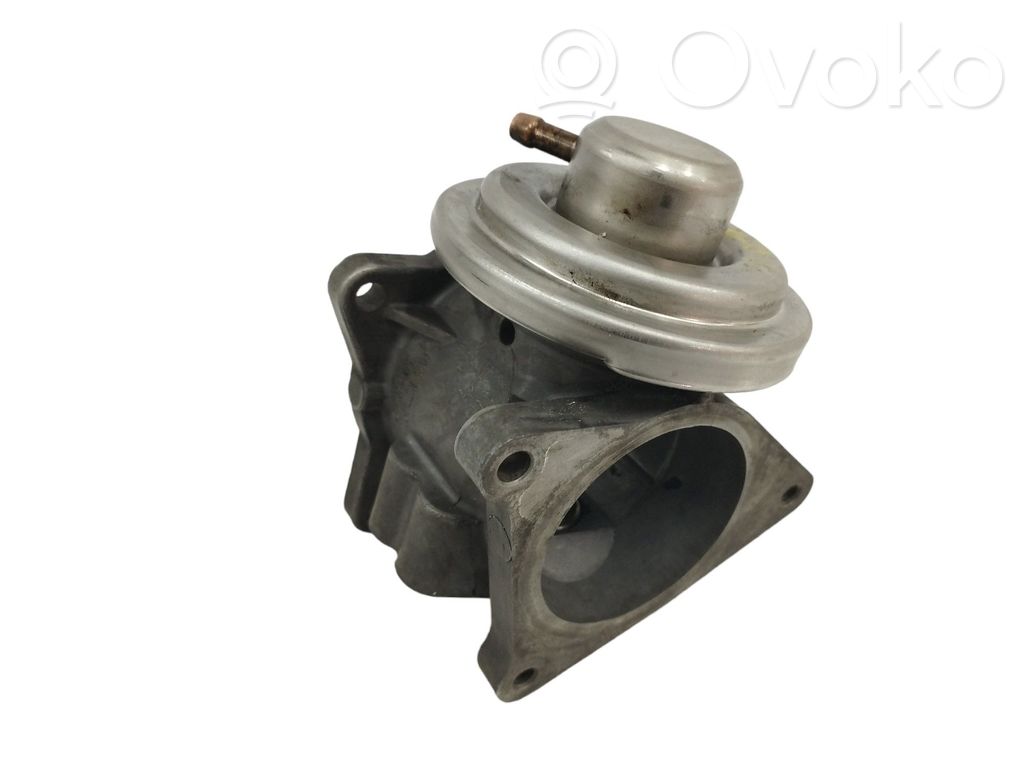 Zawór EGR   038129637D,038131501AN
