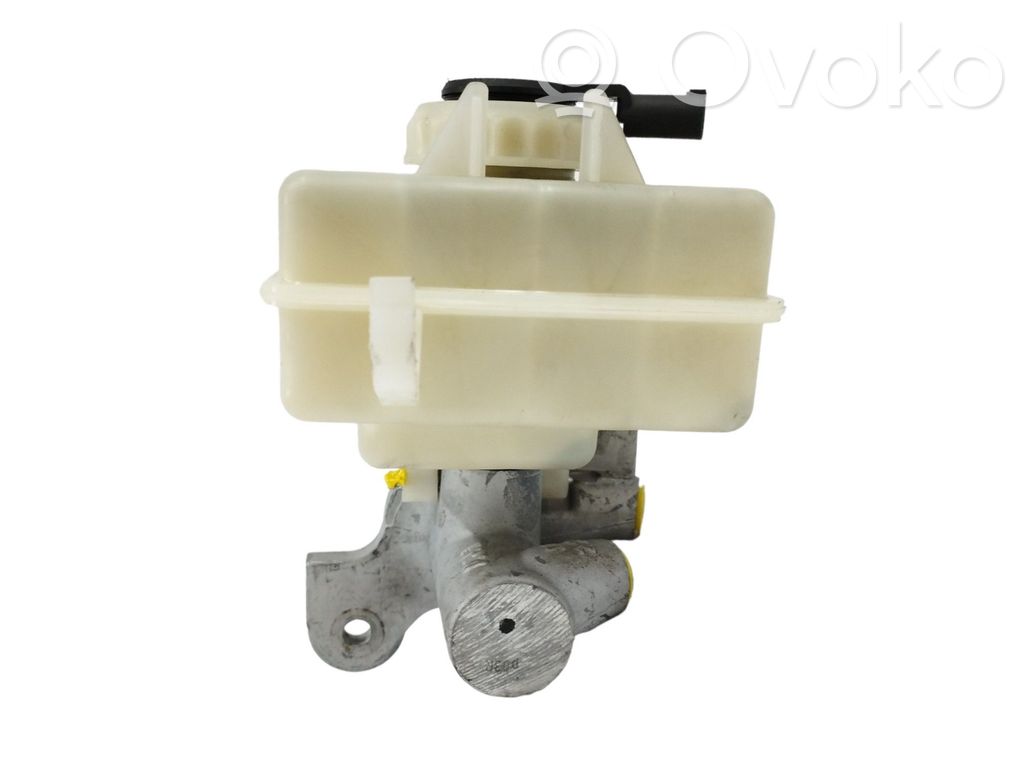 Bomba de freno   32067179