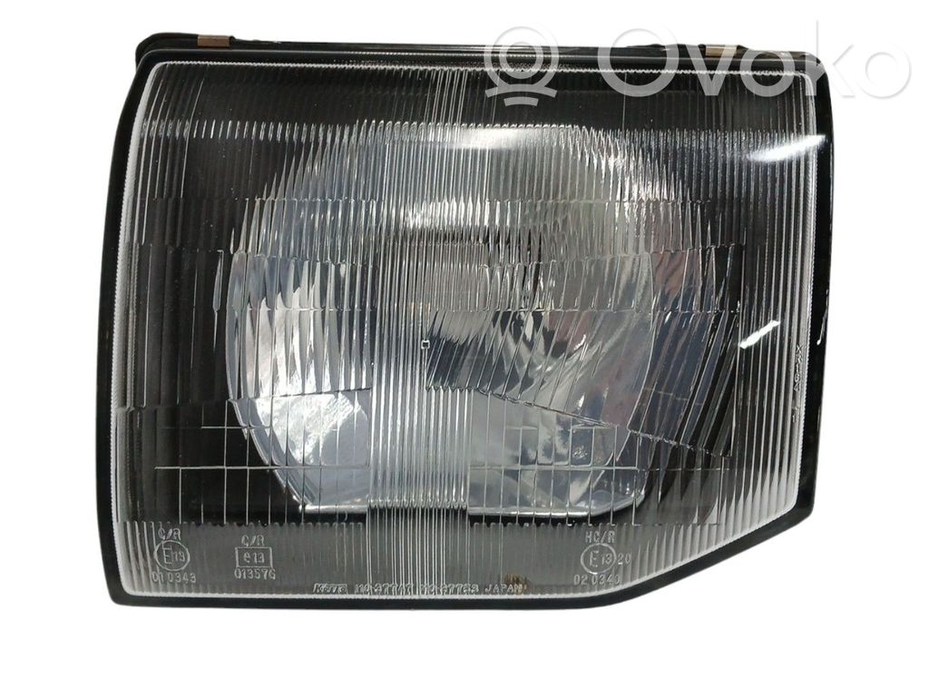 Mitsubishi Montero Faro/fanale