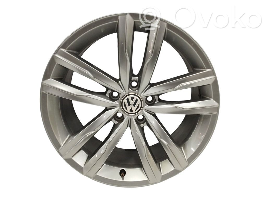Volkswagen Passat Alltrack Cerchione in lega R18