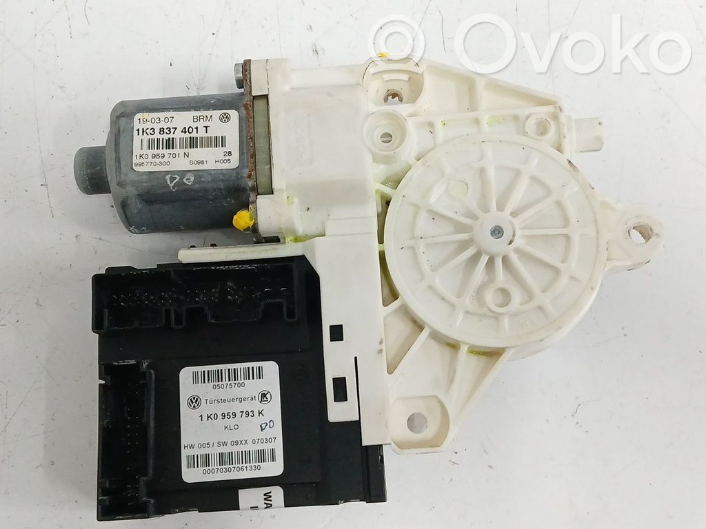 Volkswagen Golf SportWagen Motor macara geam ușă față 