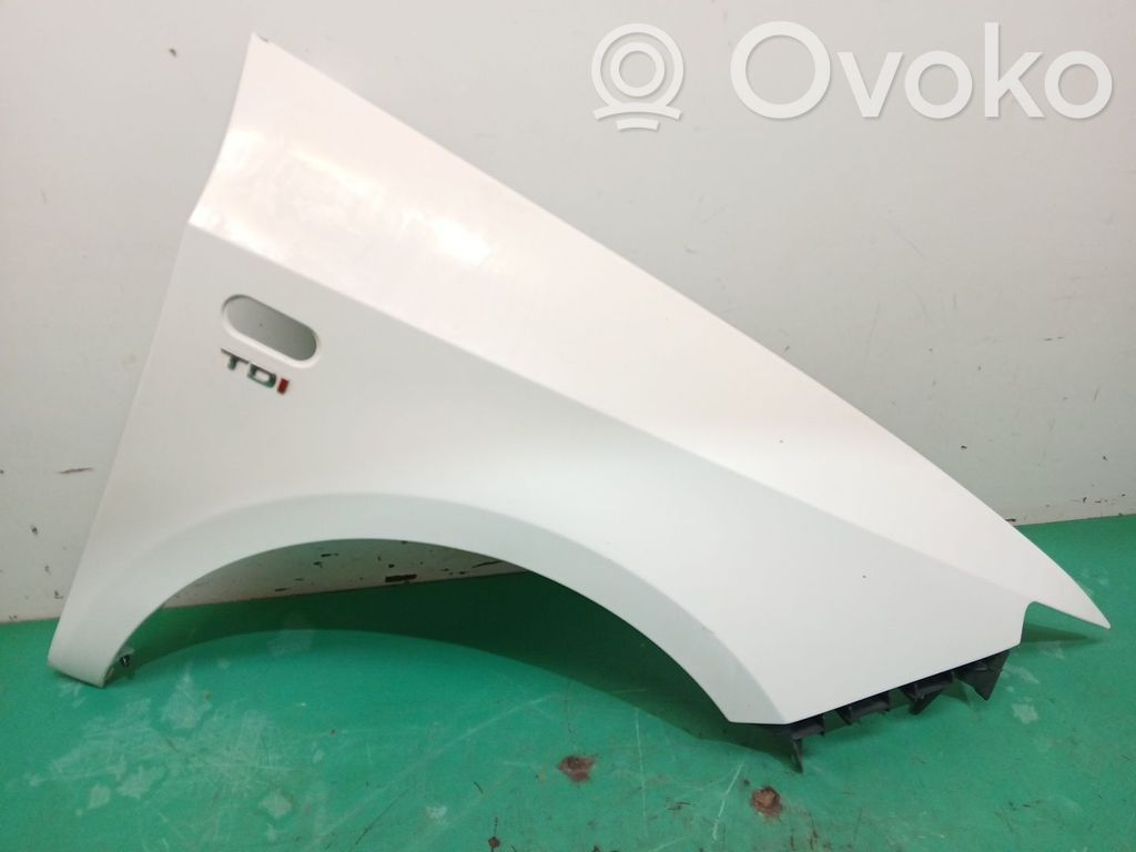 Seat Ibiza IV (6J,6P) Aripă