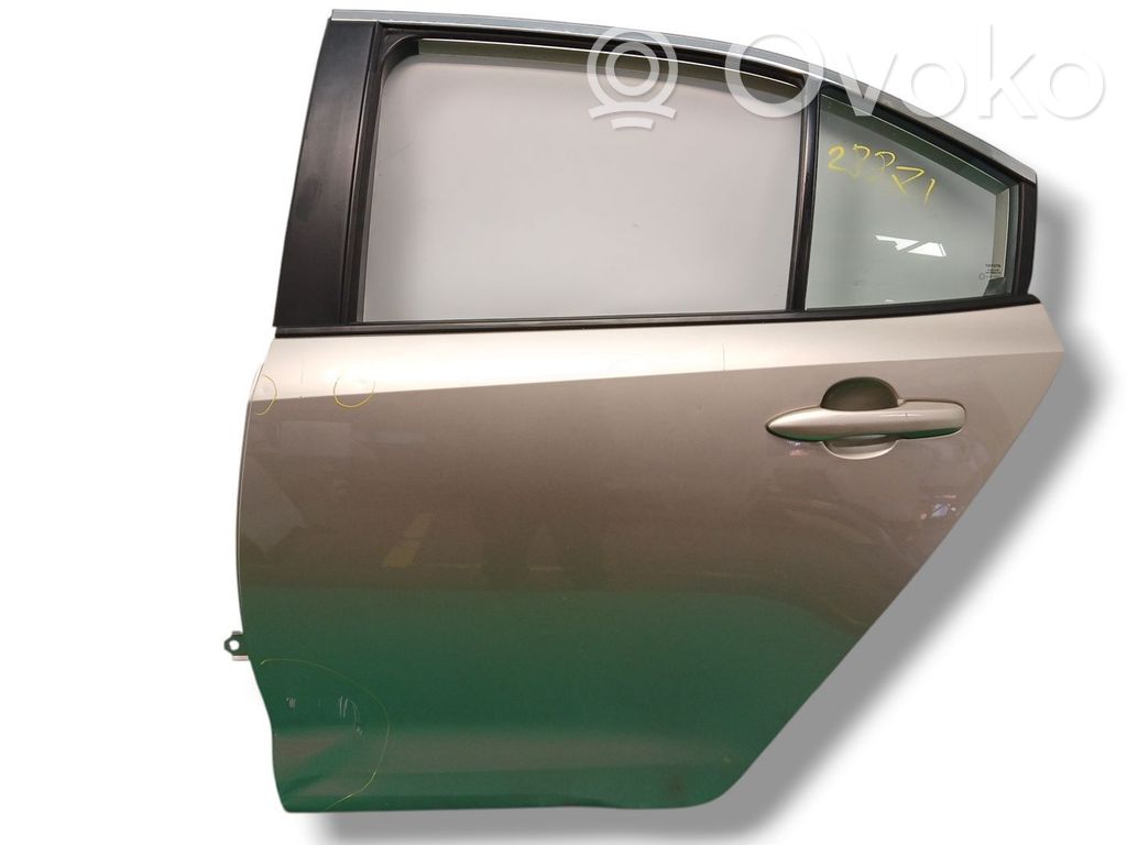 Puerta trasera   6700402550