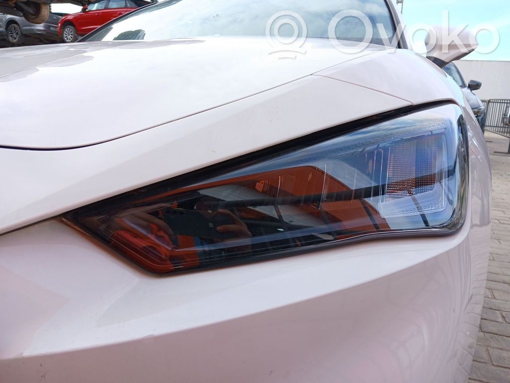 Seat Leon IV Lampa przednia 