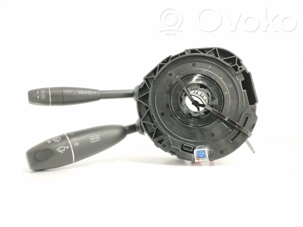 Mercedes-Benz C W204 Interruptor de control multifunción 