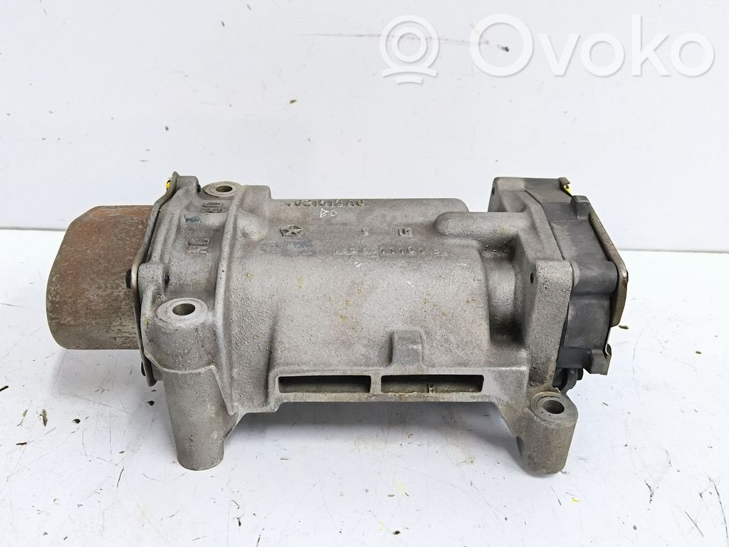 Bomba de aceite   4621513AC