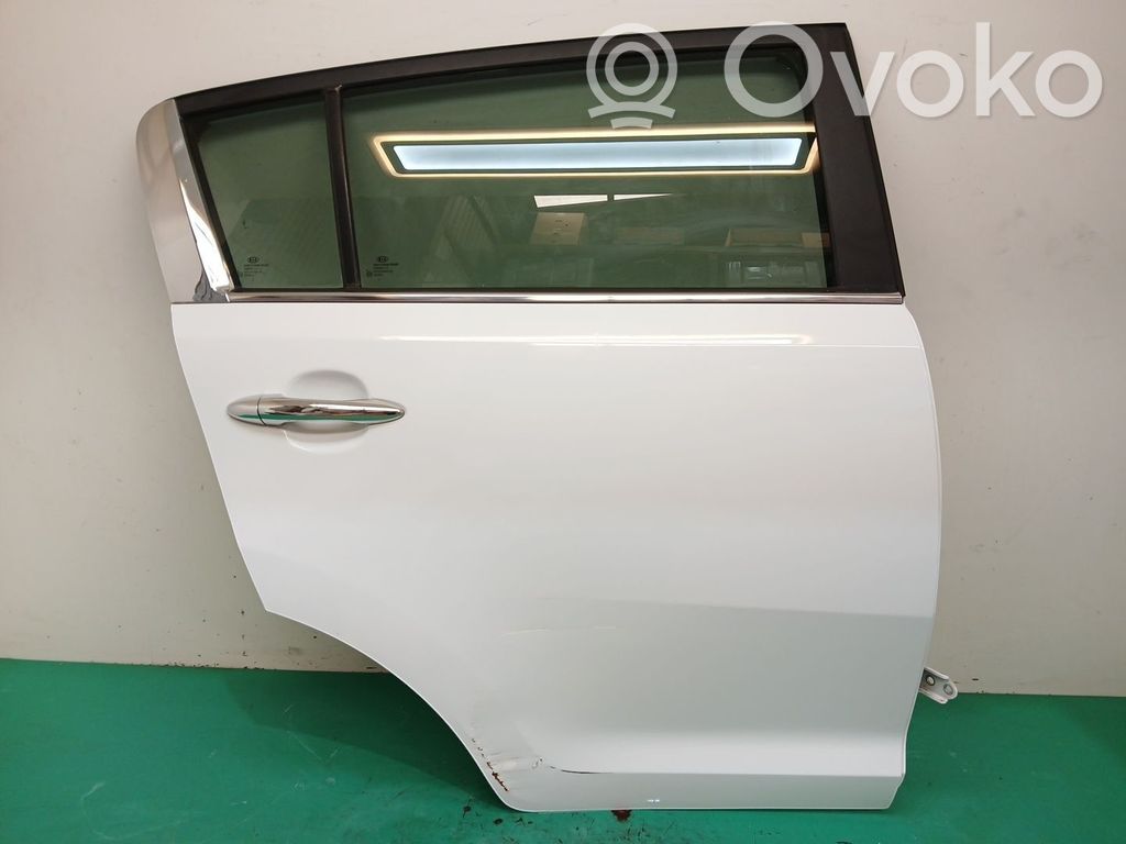 Puerta trasera   770043W000