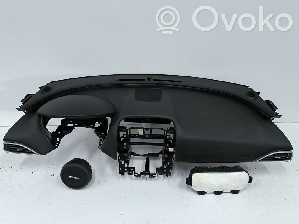 Jaguar XE Panel de instrumentos 