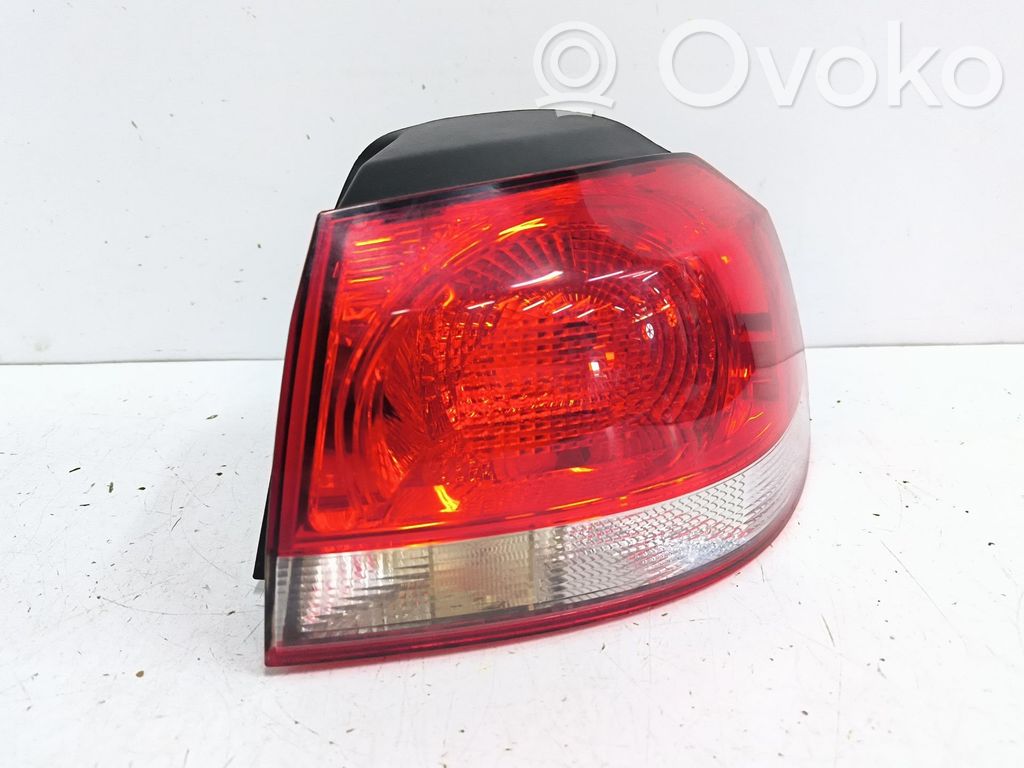 Volkswagen Golf SportWagen Lampă spate în caroserie