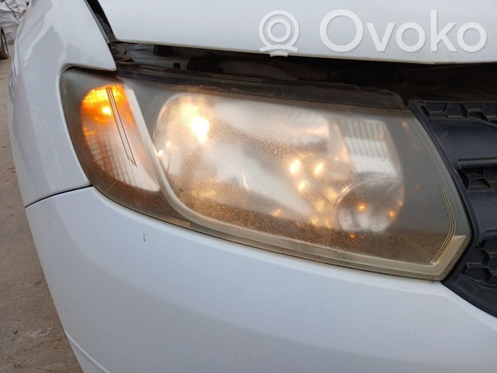 Dacia Sandero II Phare frontale 