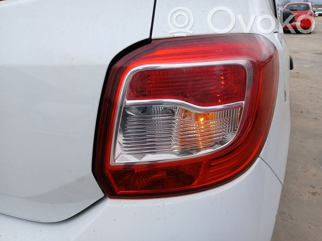 Dacia Sandero II Luci posteriori