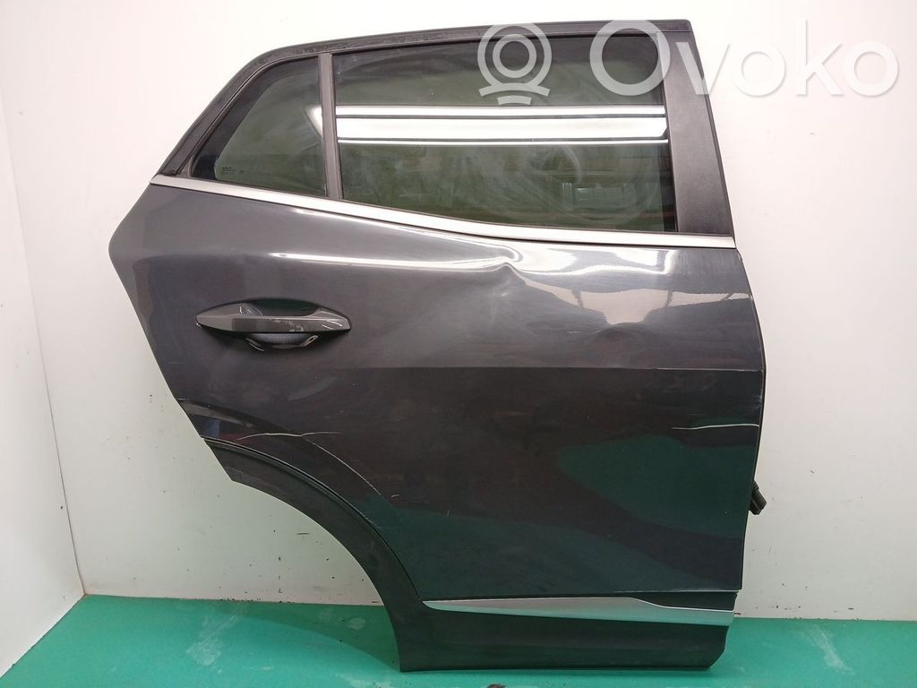 Puerta trasera   77004R2000