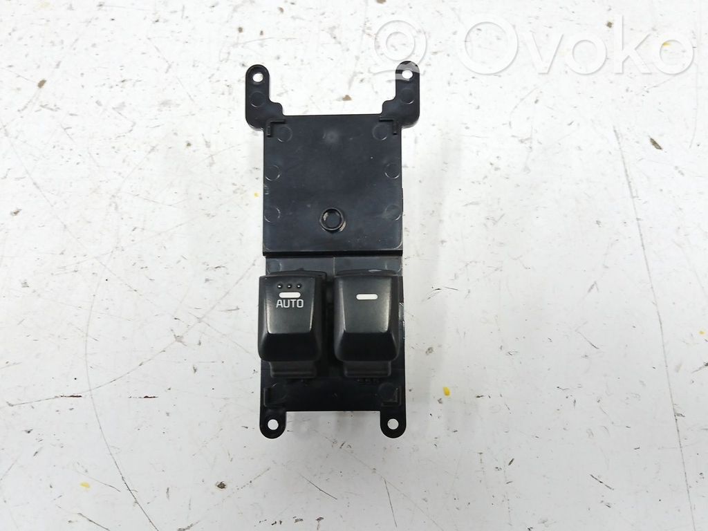 KIA Rio Interruptor del elevalunas eléctrico 