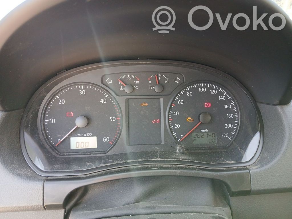 Volkswagen Polo IV 9N3 Nopeusmittari (mittaristo) 