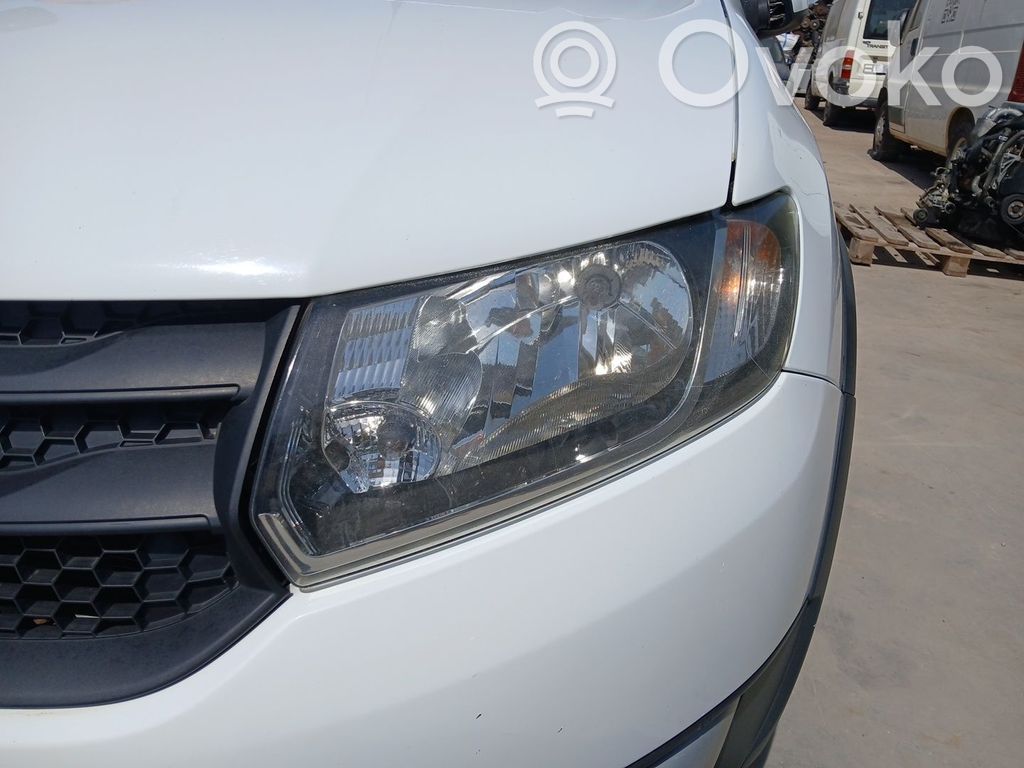 Dacia Sandero II Phare frontale