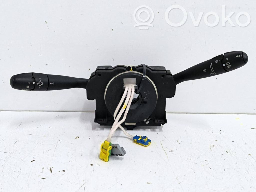 Peugeot 307 Interrupteur / bouton multifonctionnel