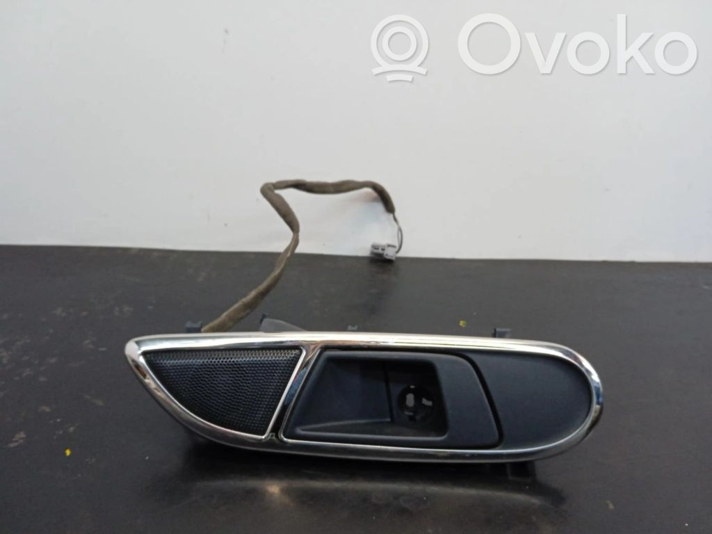 Manecilla interna puerta delantera   8A61A22600PF,8A61A22600PF