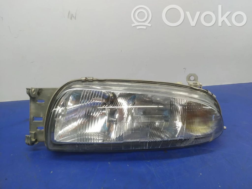 Ford Fiesta Headlight/headlamp 