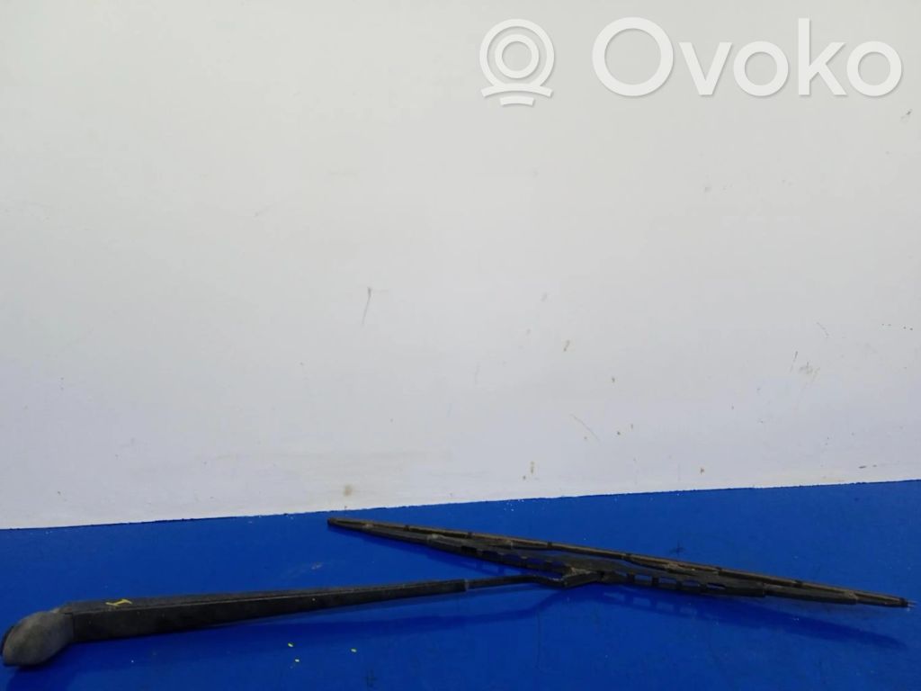 Renault Megane II Front wiper blade arm 