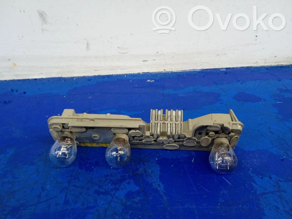 Opel Kadett E Kitas salono žibintas 
