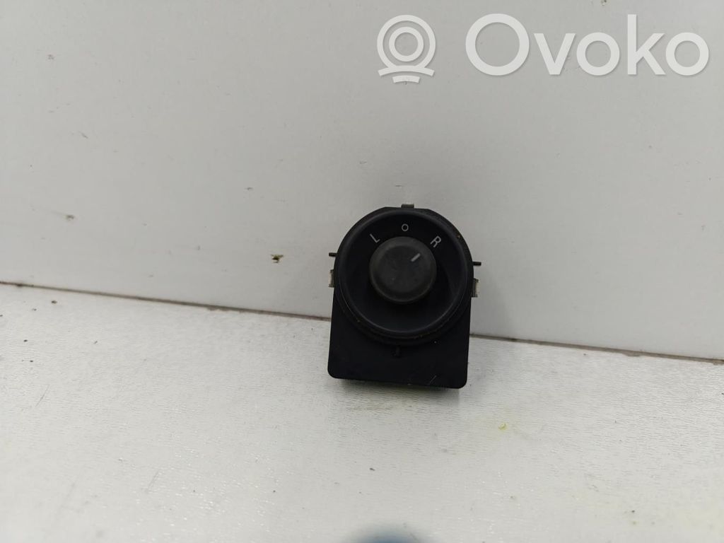 Wing mirror switch   95034817