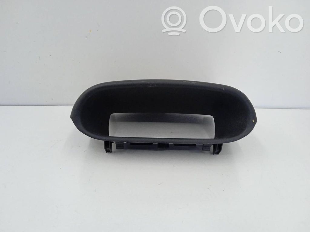 Muotolista   9637997177