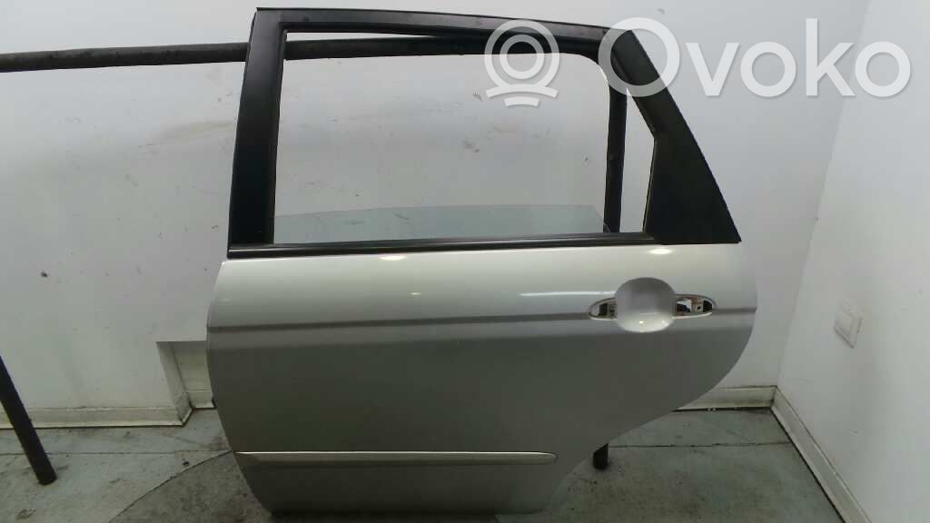 KIA Cerato Puerta trasera 