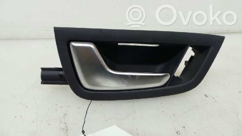 Manecilla interna puerta trasera   4E08370217A2,4E0837019