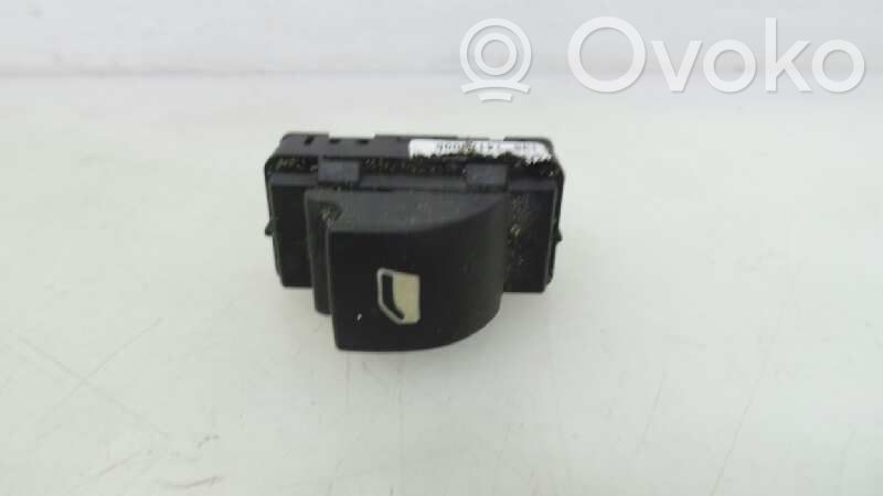 Electric window control switch   96519387ZD,96519387ZD