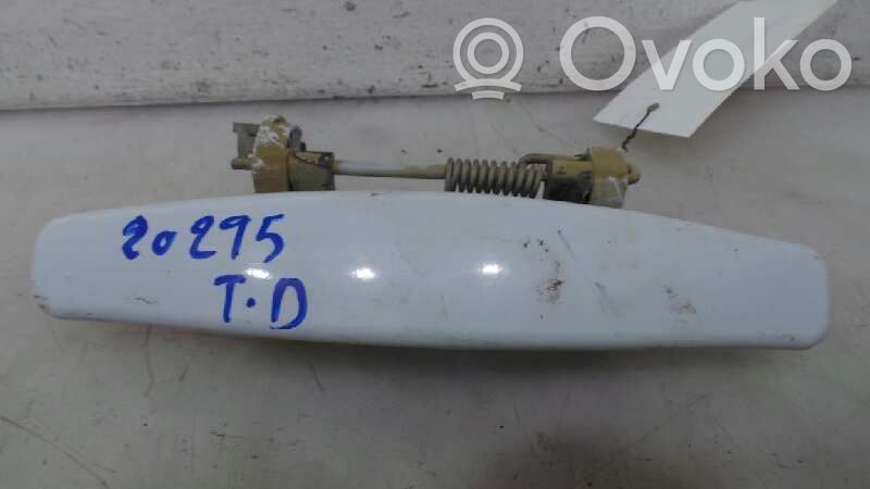 Manecilla externa puerta trasera   806061345R,806068948R,806068948R