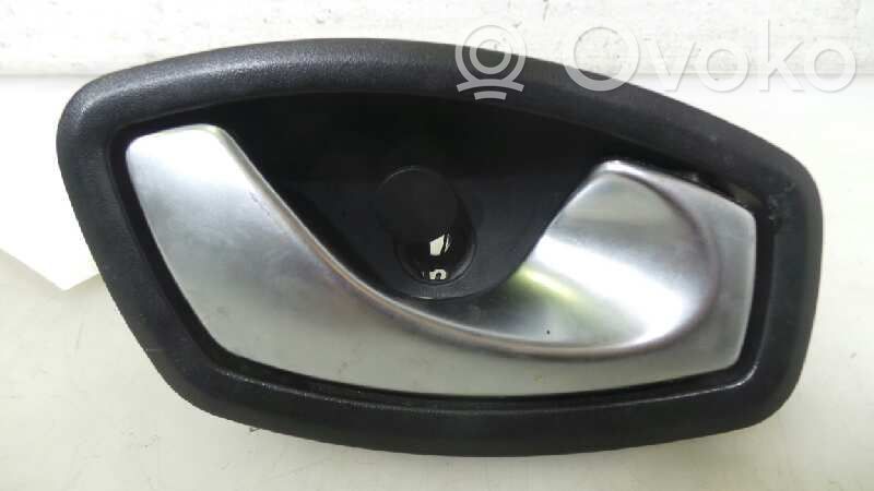 Manecilla interna puerta trasera   826720001R,826720001R