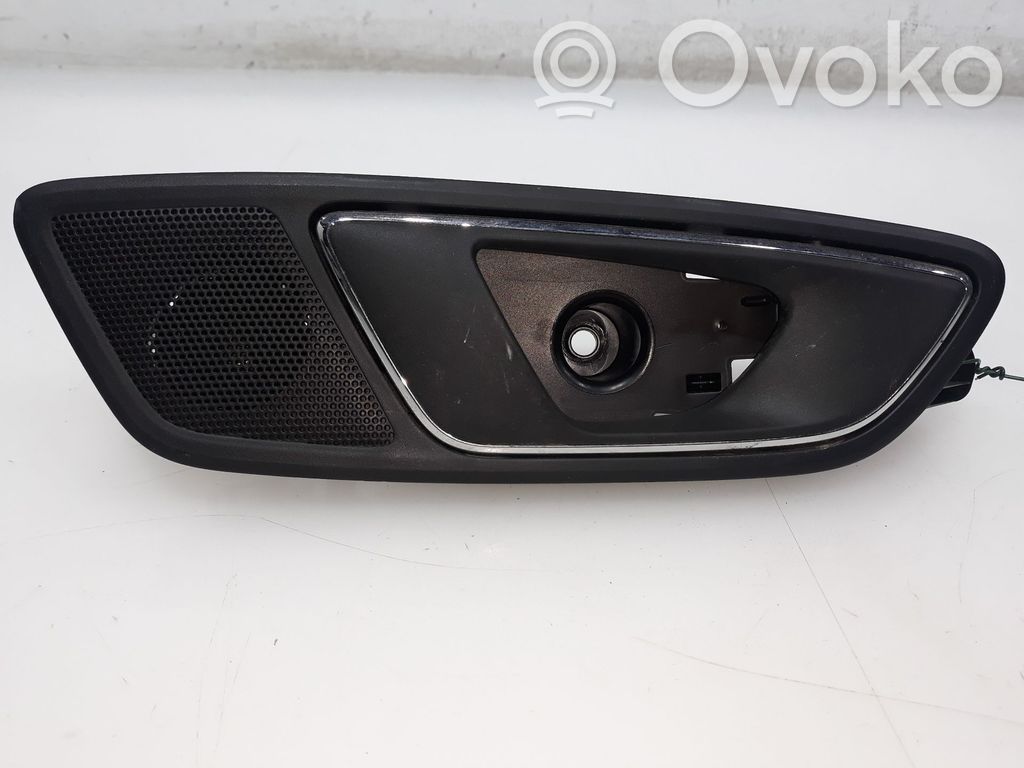 Manecilla interna puerta trasera   5F4839114B2ZZ,5F4839114B