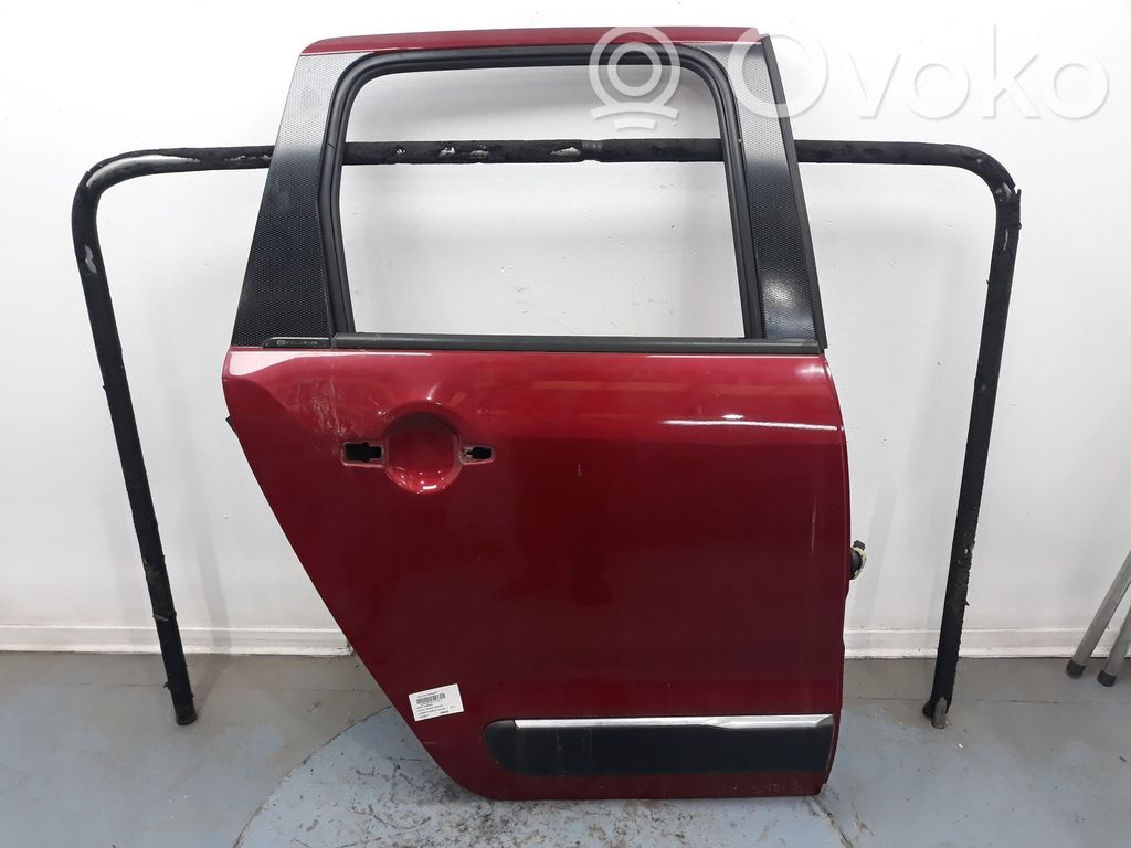 Puerta trasera   9008V6,9008V6